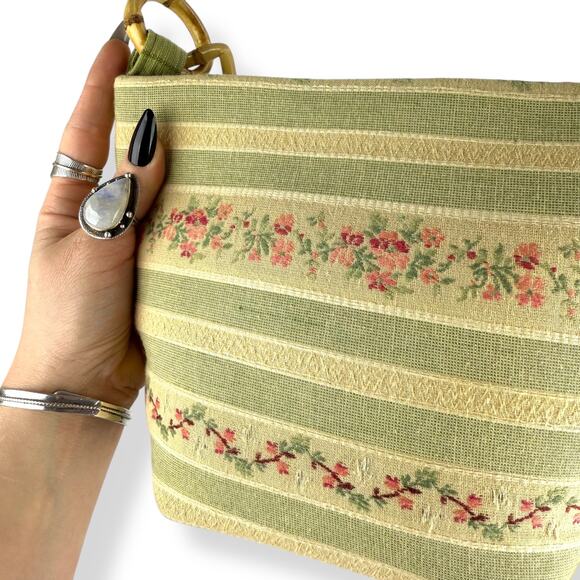 90's woven floral summer bag with bamboo handle by G's GLORY - Picture 11 of 16